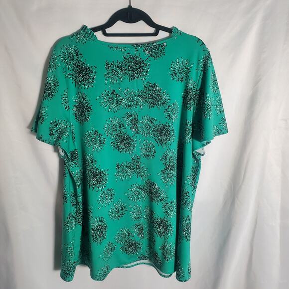 Lane Bryant Green Floral Blouse Size 18/20 – Plus Size Flowy Boho Tie Neck Top - Picture 4 of 10